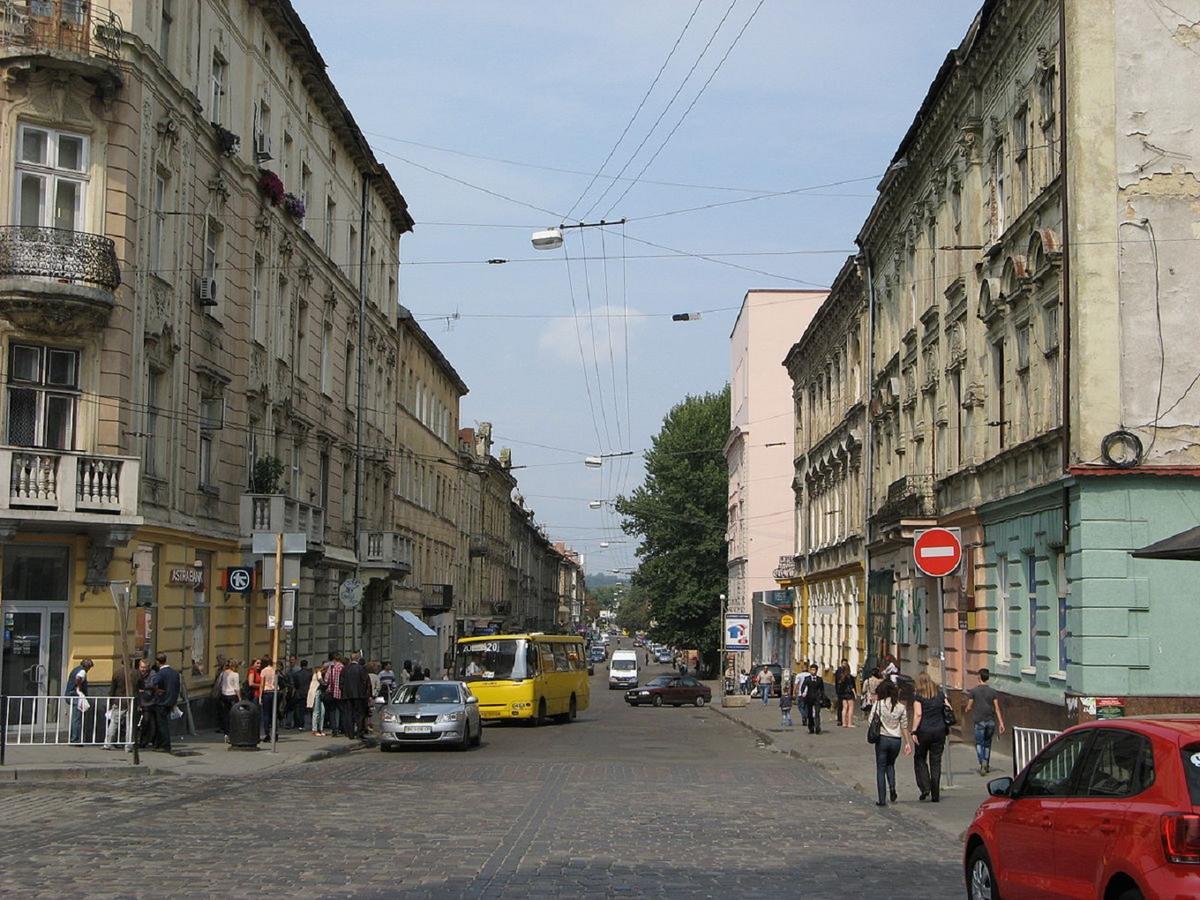 Віп Квартира Вулиця Куліша 13 Біля Форуму Недалеко Малевичу Lviv Dış mekan fotoğraf